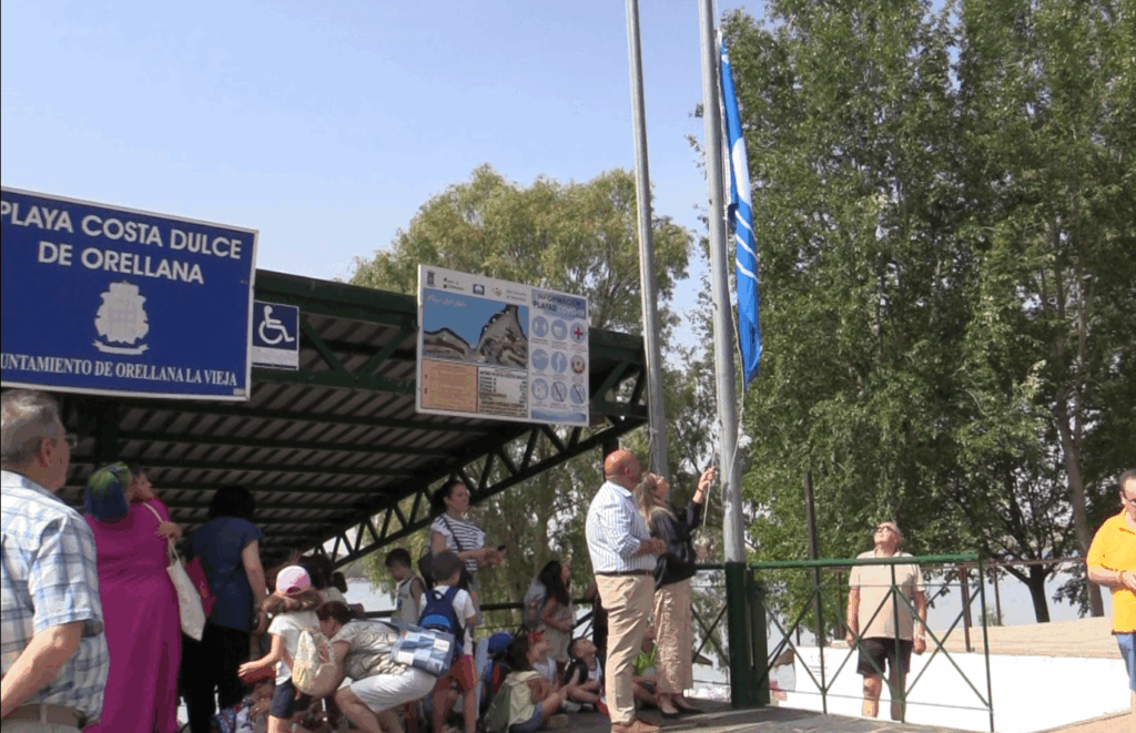 Izado decimosexta Bandera Azul 2025 COSTA DULCE RADIO