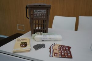 KIT contenedor marrón