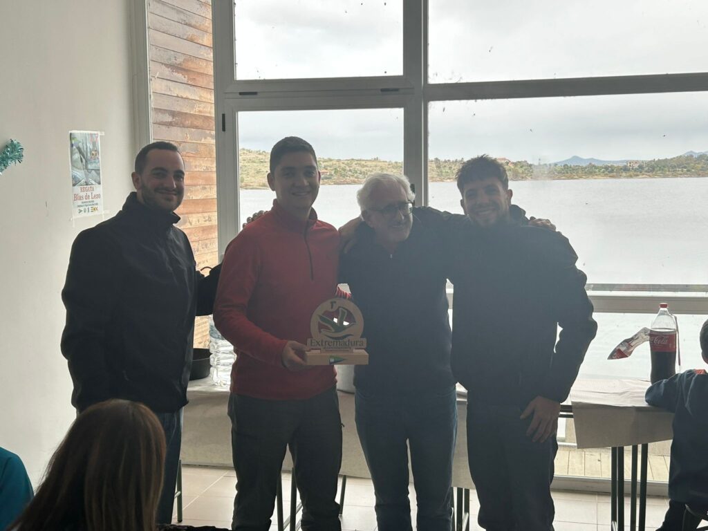 Ganadores de la regata de navidad del CIV COSTA DULCE RADIO