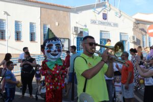 Pasacalles de farolillos de melón en el Cristo 2025